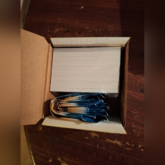 2018-2019 DONRUSS BASKETBALL CARD LOT OF 104 CARDS - Picture 10 of 10